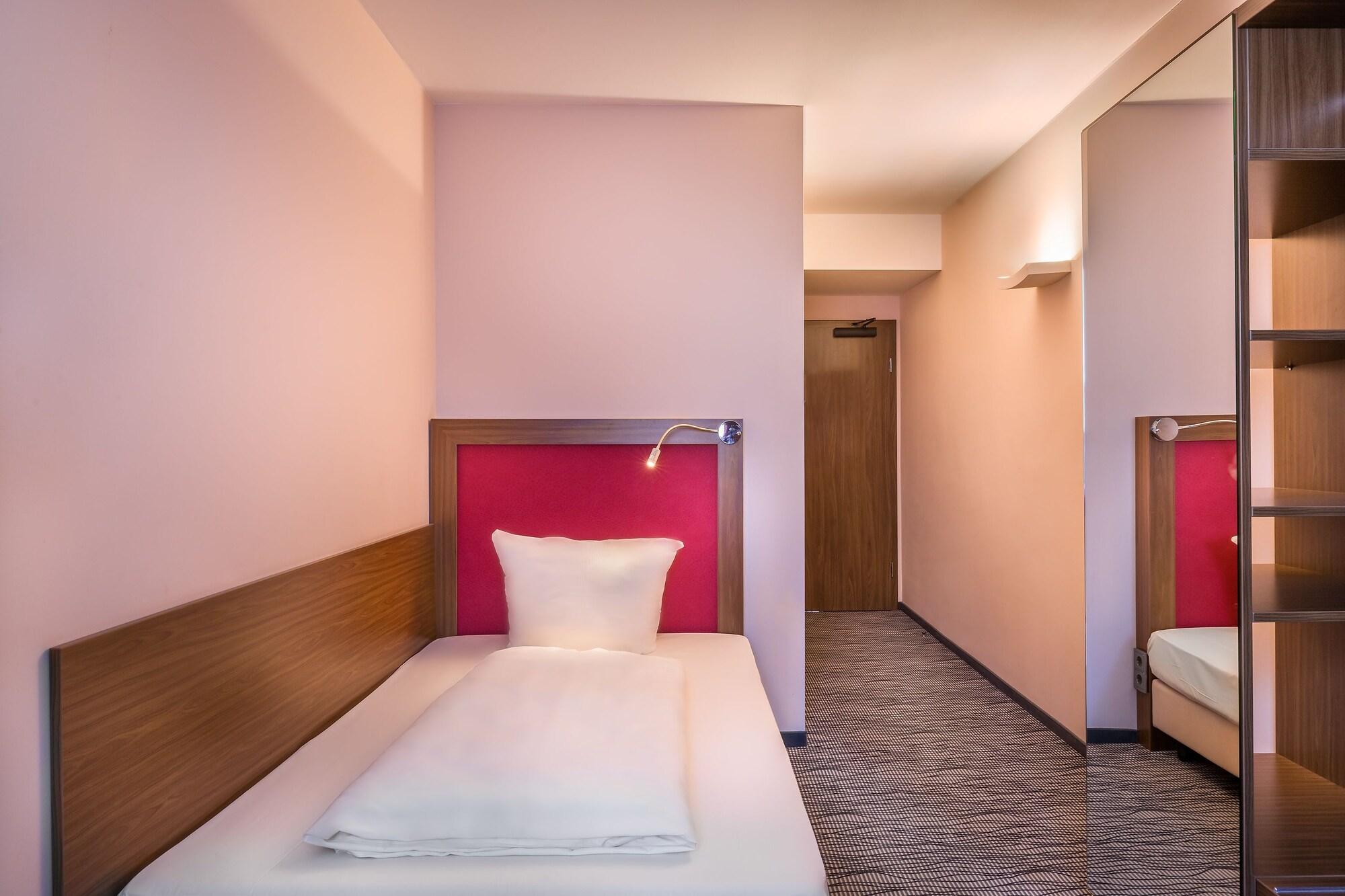 Scope Hotel Dresden Airport Ngoại thất bức ảnh